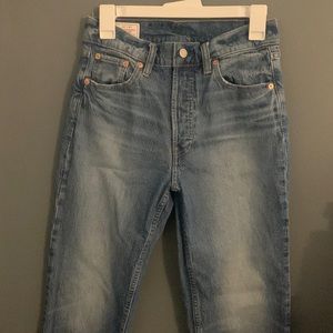 Gap cheeky high rise straight leg jean size 27/4
